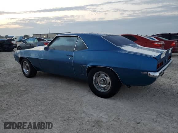 1969 Chevrolet Camaro с VIN 124379N688573, выставлен на аукционе Copart как лот 78320004 с пробегом 83 507 миль миль и Списание • Salvage title. История ставок и продаж доступна на DreamBid. Изображение 2.