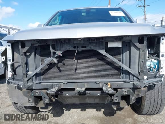 2020 Chevrolet Tahoe LS с VIN 1GNSCAKC2LR227856, выставлен на аукционе IAAI как лот 42246510 с пробегом 55 132 миль миль и . История ставок и продаж доступна на DreamBid. Изображение 6.