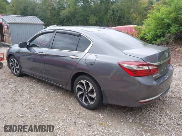 2017 Honda Accord EX-L z VIN 1HGCR2F83HA029866, wystawiony jako IAAI lot #43153402 z przebiegiem 68 757 mil mil oraz . Historia ofert i sprzedaży dostępna na DreamBid. Obrazek 3.