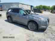 2025 Nissan Pathfinder SL with VIN 5N1DR3CDXSC214076, listed as a Copart auction lot 59267135 with 9,558 mi miles and Salvage title. Bid and sale history available at DreamBid. Image 4.