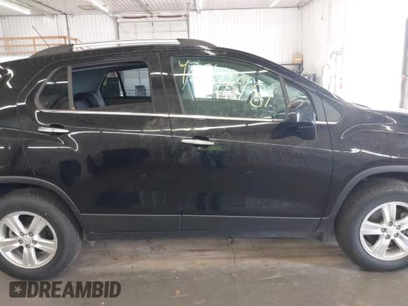 2020 Chevrolet Trax LT z VIN KL7CJPSB6LB079634, wystawiony jako IAAI lot #43041981 z przebiegiem 51 318 mil mil oraz . Historia ofert i sprzedaży dostępna na DreamBid. Obrazek 13.