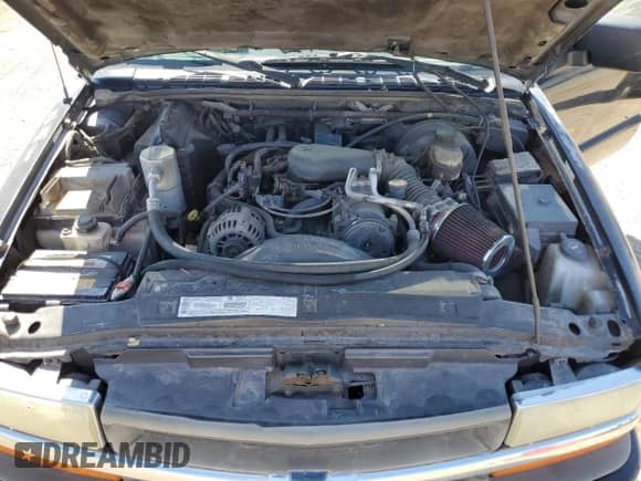 2003 Chevrolet S-10 LS с VIN 1GCCS14X338177961, выставлен на аукционе Copart как лот 50271315 с пробегом Не указан миль и Чистый • Clean title. История ставок и продаж доступна на DreamBid. Изображение 11.