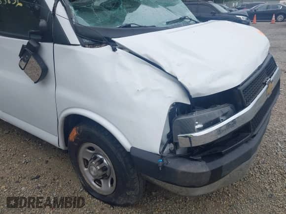 2019 Chevrolet Express Passenger LT с VIN 1GAZGPFG6K1153147, выставлен на аукционе IAAI как лот 43255836 с пробегом 88 148 миль миль и . История ставок и продаж доступна на DreamBid. Изображение 16.