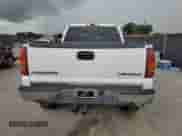 2002 Chevrolet Silverado 2500HD LT с VIN 1GCHK29102E143864, выставлен на аукционе Copart как лот 71846475 с пробегом 253 197 миль миль и Списание • Salvage title. История ставок и продаж доступна на DreamBid. Изображение 6.