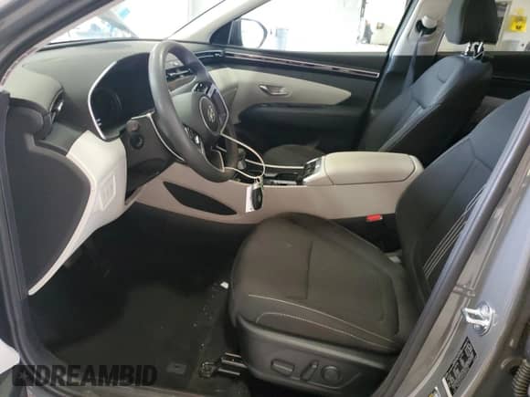 2024 Hyundai Tucson SEL with VIN 5NMJB3DE5RH301740, listed as a Copart auction lot 69204565 with 9,417 mi miles and Salvage title. Bid and sale history available at DreamBid. Image 7.