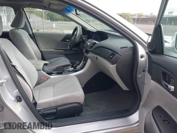 2013 Honda Accord EX с VIN 1HGCR2F74DA186811, выставлен на аукционе IAAI как лот 43402863 с пробегом 136 395 миль миль и . История ставок и продаж доступна на DreamBid. Изображение 5.