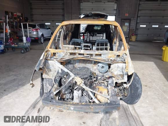 2018 Dodge Grand Caravan SE with VIN 2C4RDGBG2JR201064, listed as a IAAI auction lot 42108141 with Not provided miles and . Bid and sale history available at DreamBid. Image 12.