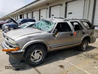 2001 Chevrolet Blazer LT с VIN 1GNDT13W91K209409, выставлен на аукционе Copart как лот 64083034 с пробегом 218 833 миль миль и Списание • Salvage title. История ставок и продаж доступна на DreamBid. Изображение 1.