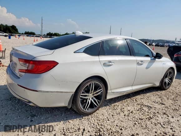 2021 Honda Accord Touring z VIN 1HGCV3F92MA013498, wystawiony jako Copart lot #59979535 z przebiegiem 78 473 mil mil oraz Czysty tytuł • Clean title. Historia ofert i sprzedaży dostępna na DreamBid. Obrazek 3.
