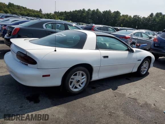 1995 Chevrolet Camaro Z28 z VIN 2G1FP22P7S2167915, wystawiony jako Copart lot #70885014 z przebiegiem 465 881 mil mil oraz Czysty tytuł • Clean title. Historia ofert i sprzedaży dostępna na DreamBid. Obrazek 3.