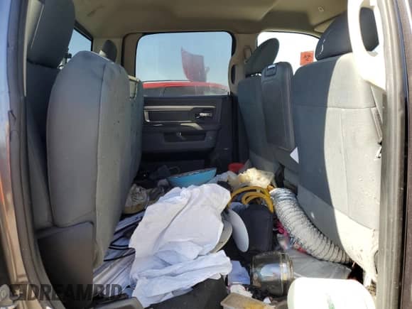 2020 Ram 1500 SLT z VIN 1C6RR6TTXLS102542, wystawiony jako Copart lot #46524885 z przebiegiem 102 283 mil mil oraz Szkoda całkowita • Salvage title. Historia ofert i sprzedaży dostępna na DreamBid. Obrazek 10.