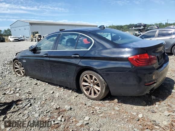 2016 BMW 5 Series 528i xDrive z VIN WBA5A7C5XGG150568, wystawiony jako Copart lot #65096005 z przebiegiem Nie podano mil oraz Szkoda całkowita • Salvage title. Historia ofert i sprzedaży dostępna na DreamBid. Obrazek 2.