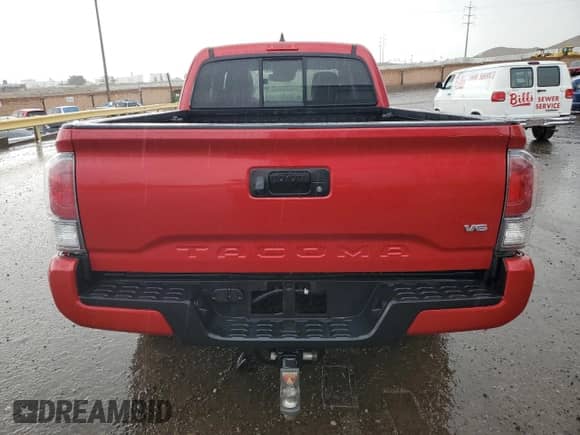 2022 Toyota Tacoma SR z VIN 3TYSZ5AN7NT097311, wystawiony jako Copart lot #58397415 z przebiegiem 64 409 mil mil oraz Szkoda całkowita • Salvage title. Historia ofert i sprzedaży dostępna na DreamBid. Obrazek 6.