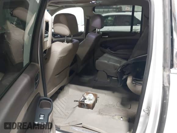 2018 Chevrolet Suburban LT с VIN 1GNSKHKC6JR239517, выставлен на аукционе IAAI как лот 42979258 с пробегом 113 957 миль миль и . История ставок и продаж доступна на DreamBid. Изображение 8.