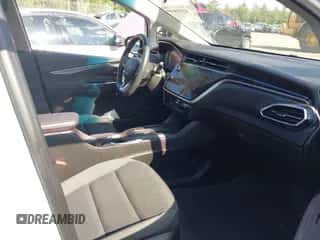 2022 Chevrolet Bolt EV 1LT with VIN 1G1FW6S01N4123923, listed as a IAAI auction lot 43150699 with 18,951 mi miles and . Bid and sale history available at DreamBid. Image 5.
