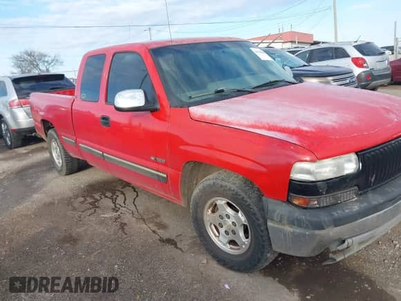 2000 Chevrolet Silverado 1500 LS с VIN 1GCEC19VXYZ296668, выставлен на аукционе IAAI как лот 41548815 с пробегом 285 873 миль миль и . История ставок и продаж доступна на DreamBid. Изображение 1.