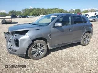 2021 Mitsubishi Outlander ES z VIN JA4ARUAU1MU031284, wystawiony jako Copart lot #81330925 z przebiegiem 97 519 mil mil oraz Szkoda całkowita • Salvage title. Historia ofert i sprzedaży dostępna na DreamBid. Obrazek 1.