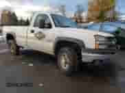 2003 Chevrolet Silverado 2500 Work Truck с VIN 1GCGC24U83Z275372, выставлен на аукционе Copart как лот 82254534 с пробегом Не указан миль и Списание • Salvage title. История ставок и продаж доступна на DreamBid. Изображение 4.