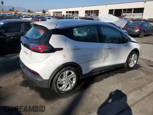 2023 Chevrolet Bolt EV 1LT with VIN 1G1FW6S04P4194729, listed as a Copart auction lot 84246475 with 24,082 mi miles and Clean title. Bid and sale history available at DreamBid. Image 3.