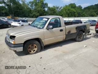 2004 Chevrolet Silverado 1500 z VIN 1GCEC14X74Z277837, wystawiony jako Copart lot #65636925 z przebiegiem Nie podano mil oraz Szkoda całkowita • Salvage title. Historia ofert i sprzedaży dostępna na DreamBid. Obrazek 1.