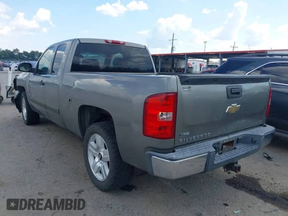 2007 Chevrolet Silverado 1500 LTZ with VIN 1GCEC19037Z591985, listed as a IAAI auction lot 43320583 with 273,703 mi miles and . Bid and sale history available at DreamBid. Image 3.