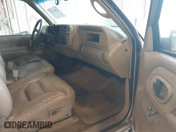 2000 Chevrolet Silverado 2500 с VIN 1GCGK29J9YF426522, выставлен на аукционе IAAI как лот 42919767 с пробегом 165 225 миль миль и . История ставок и продаж доступна на DreamBid. Изображение 5.