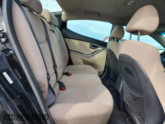 2015 Hyundai Elantra SE z VIN KMHDH4AEXFU389495, wystawiony jako Copart lot #86656445 z przebiegiem 143 809 mil mil oraz Szkoda całkowita • Salvage title. Historia ofert i sprzedaży dostępna na DreamBid. Obrazek 10.