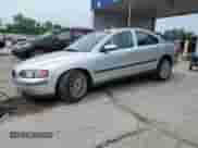 2004 Volvo S60 с VIN YV1RS59V842319339, выставлен на аукционе Copart как лот 61177875 с пробегом 147 712 миль миль и Списание • Salvage title. История ставок и продаж доступна на DreamBid. Изображение 1.