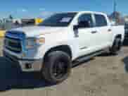 2014 Toyota Tundra SR5 z VIN 5TFEY5F13EX171285, wystawiony jako IAAI lot #43399911 z przebiegiem 133 145 mil mil oraz . Historia ofert i sprzedaży dostępna na DreamBid. Obrazek 2.