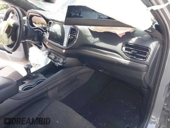 2025 Dodge Durango GT with VIN 1C4RDJDG2SC547233, listed as a IAAI auction lot 43046828 with 7,382 mi miles and . Bid and sale history available at DreamBid. Image 5.