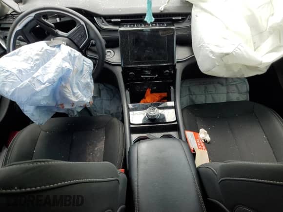 2024 Jeep Grand Cherokee Laredo X с VIN 1C4RJJAG6R8953459, выставлен на аукционе Copart как лот 70093084 с пробегом Не указан миль и Списание • Salvage title. История ставок и продаж доступна на DreamBid. Изображение 8.