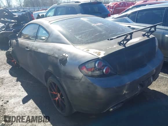 2007 Hyundai Tiburon GT с VIN KMHHN66F97U235966, выставлен на аукционе IAAI как лот 41560704 с пробегом 255 041 миль миль и . История ставок и продаж доступна на DreamBid. Изображение 3.