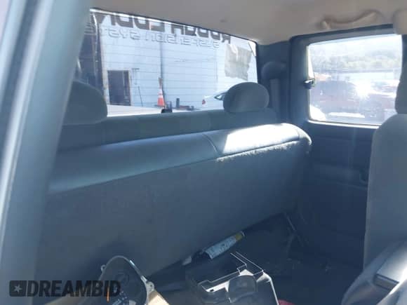 2003 Chevrolet Silverado 1500 с VIN 2GCEK19V431247888, выставлен на аукционе IAAI как лот 43026139 с пробегом 175 578 миль миль и . История ставок и продаж доступна на DreamBid. Изображение 8.