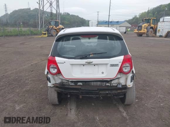 2010 Chevrolet Aveo 2LT with VIN KL1TG6DE6AB117404, listed as a IAAI auction lot 42112930 with 105,519 mi miles and . Bid and sale history available at DreamBid. Image 17.