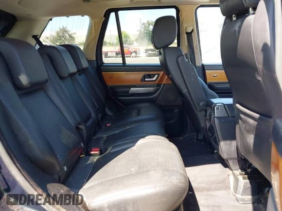 2006 Land Rover Range Rover Sport SC with VIN SALSH23456A941872, listed as a IAAI auction lot 42583488 with 191,600 mi miles and . Bid and sale history available at DreamBid. Image 8.