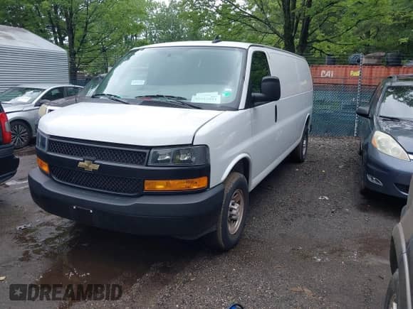 2023 Chevrolet Express Cargo с VIN 1GCWGBFP7P1254184, выставлен на аукционе IAAI как лот 42513921 с пробегом 13 626 миль миль и . История ставок и продаж доступна на DreamBid. Изображение 2.