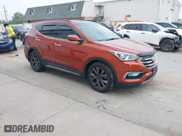 2018 Hyundai Santa Fe Ultimate with VIN 5XYZWDLA5JG522703, listed as a IAAI auction lot 42377253 with 143,116 mi miles and . Bid and sale history available at DreamBid. Image 1.