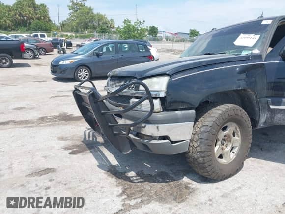 2005 Chevrolet Silverado 1500 LT with VIN 2GCEK13T351266474, listed as a IAAI auction lot 42098149 with 225,667 mi miles and . Bid and sale history available at DreamBid. Image 20.