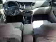 2018 Hyundai Tucson SEL с VIN KM8J33A45JU681910, выставлен на аукционе Copart как лот 85091625 с пробегом 50 085 миль миль и Списание • Salvage title. История ставок и продаж доступна на DreamBid. Изображение 8.