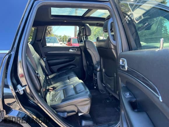 2019 Jeep Grand Cherokee Limited с VIN 1C4RJFBG1KC558863, выставлен на аукционе Copart как лот 89859015 с пробегом 169 730 миль миль и Чистый • Clean title. История ставок и продаж доступна на DreamBid. Изображение 6.
