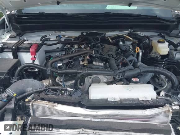 2025 Toyota Tacoma SR5 with VIN 3TMKB5FN2SM028806, listed as a IAAI auction lot 43258727 with 10,320 mi miles and . Bid and sale history available at DreamBid. Image 10.