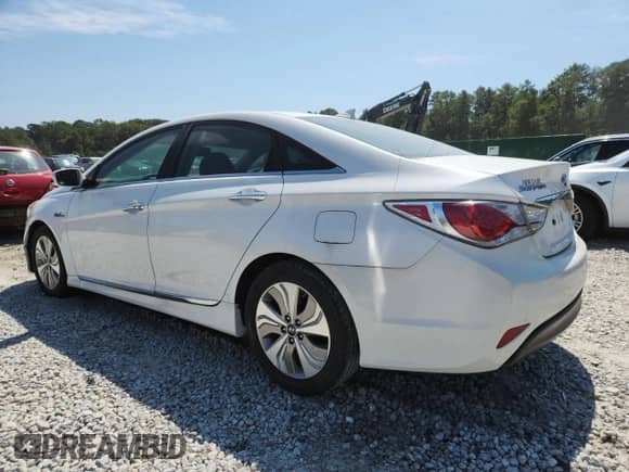2013 Hyundai Sonata Limited with VIN KMHEC4A4XDA093353, listed as a Copart auction lot 71930055 with 180,827 mi miles and Clean title. Bid and sale history available at DreamBid. Image 2.