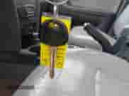 2005 Hyundai Santa Fe GLS с VIN KM8SC13E75U966113, выставлен на аукционе IAAI как лот 43020552 с пробегом 234 669 миль миль и . История ставок и продаж доступна на DreamBid. Изображение 11.