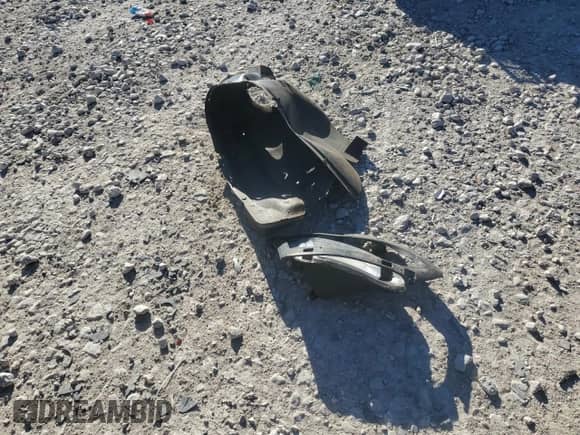 2016 Chevrolet Equinox LTZ с VIN 2GNFLGEK6G6191856, выставлен на аукционе Copart как лот 82303255 с пробегом 136 257 миль миль и Чистый • Clean title. История ставок и продаж доступна на DreamBid. Изображение 13.