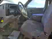 1996 Dodge 1500 z VIN 1B7HF16Z4TS541509, wystawiony jako Copart lot #84533164 z przebiegiem 178 601 mil mil oraz Szkoda całkowita • Salvage title. Historia ofert i sprzedaży dostępna na DreamBid. Obrazek 7.