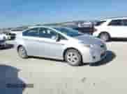 2010 Toyota Prius III z VIN JTDKN3DU7A0166011, wystawiony jako Copart lot #82544625 z przebiegiem 111 303 mil mil oraz Czysty tytuł • Clean title. Historia ofert i sprzedaży dostępna na DreamBid. Obrazek 4.