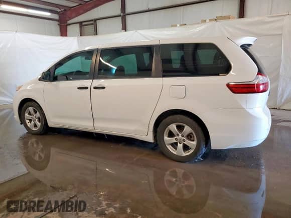 2017 Toyota Sienna L z VIN 5TDZZ3DC5HS829111, wystawiony jako Copart lot #82138105 z przebiegiem 48 969 mil mil oraz Czysty tytuł • Clean title. Historia ofert i sprzedaży dostępna na DreamBid. Obrazek 2.
