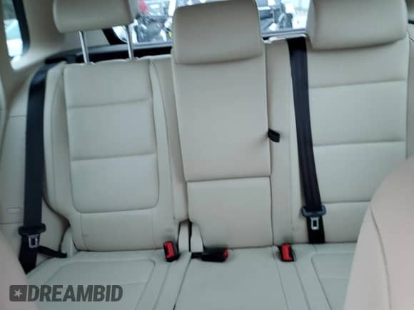 2010 Volkswagen Tiguan с VIN WVGAV9AX7AW514556, выставлен на аукционе Copart как лот 45373655 с пробегом 94 751 миль миль и Списание • Salvage title. История ставок и продаж доступна на DreamBid. Изображение 10.