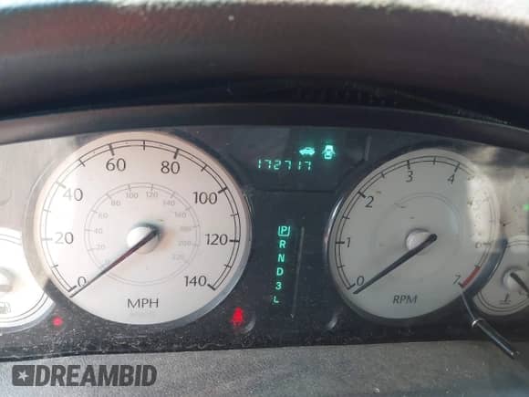 2006 Chrysler 300 with VIN 2C3KA43R96H274524, listed as a IAAI auction lot 42592121 with 172,717 mi miles and . Bid and sale history available at DreamBid. Image 7.