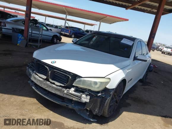 2010 BMW 7 Series 750i with VIN WBAKA8C54ACY36127, listed as a IAAI auction lot 42392407 with 155,740 mi miles and . Bid and sale history available at DreamBid. Image 15.